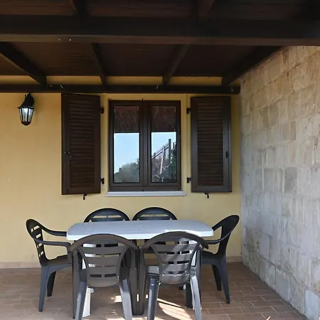 Apartment S040 - Sirolo, Comodo Trilocale Con Giardino